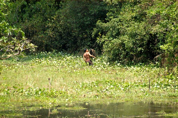 Hunting birds with a slingshot around the moat