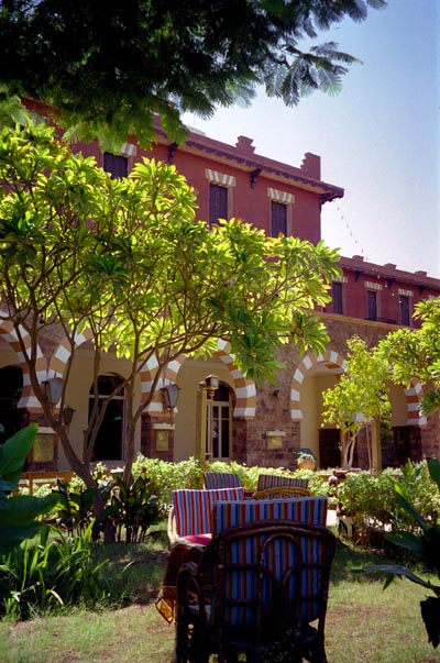 Colonial style Luxor Hotel