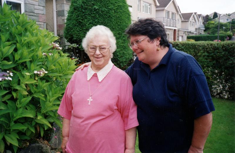 Sr. Mary & Dr. Elizabeth Searles Outside Emmanuel House