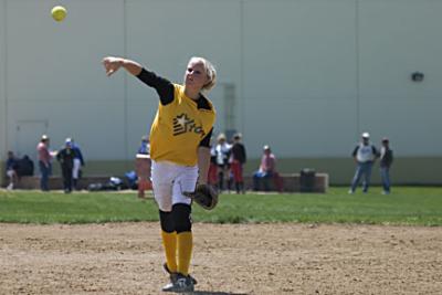 Sarah throwing