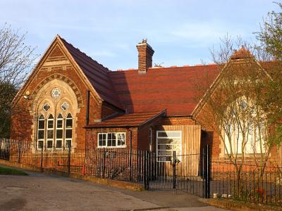 West Wycombe:Primary School