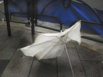 discarded umbrella, tokyo