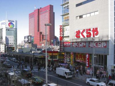 street scene, tokyo