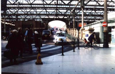 edinburgh_station.jpg