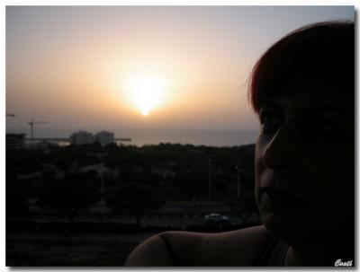 08-05-2004 - The sunset behind Sara's shoulder.