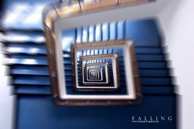 falling * by Tobias Heer