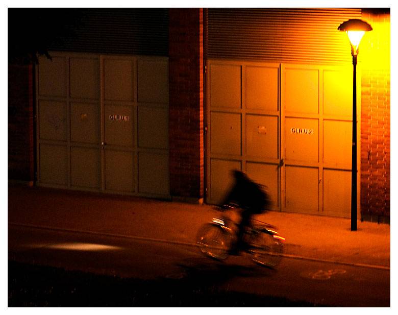 <b>Night Movement</b><br>by Art 2