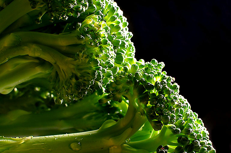 Broccoli  (*)
