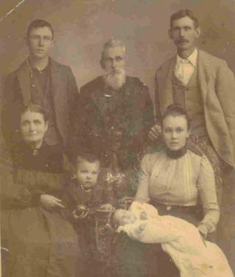 1904 Photo (Boyett & Vaught Families)