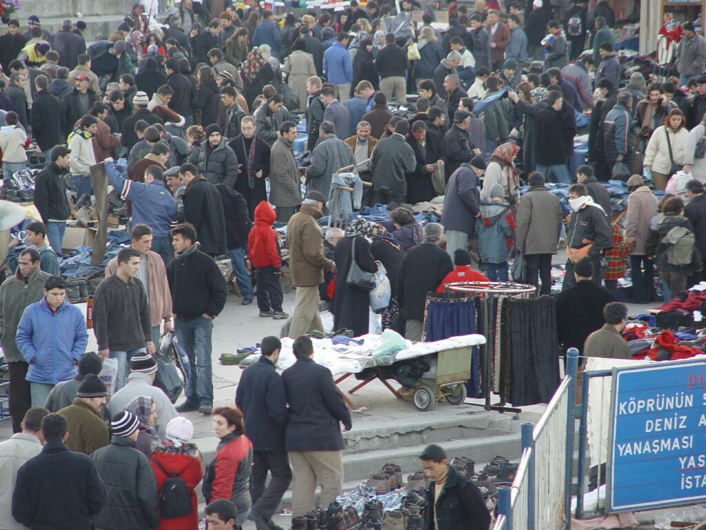 Istanbul Galata Bridge Streetmarket 2003 12 20