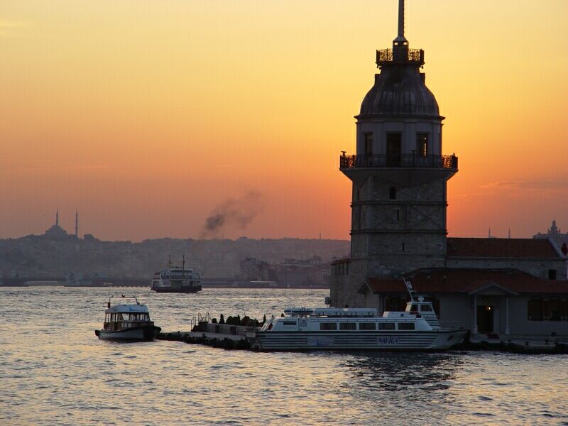 Istanbul skdar and K1z Kulesi 2003 09 09