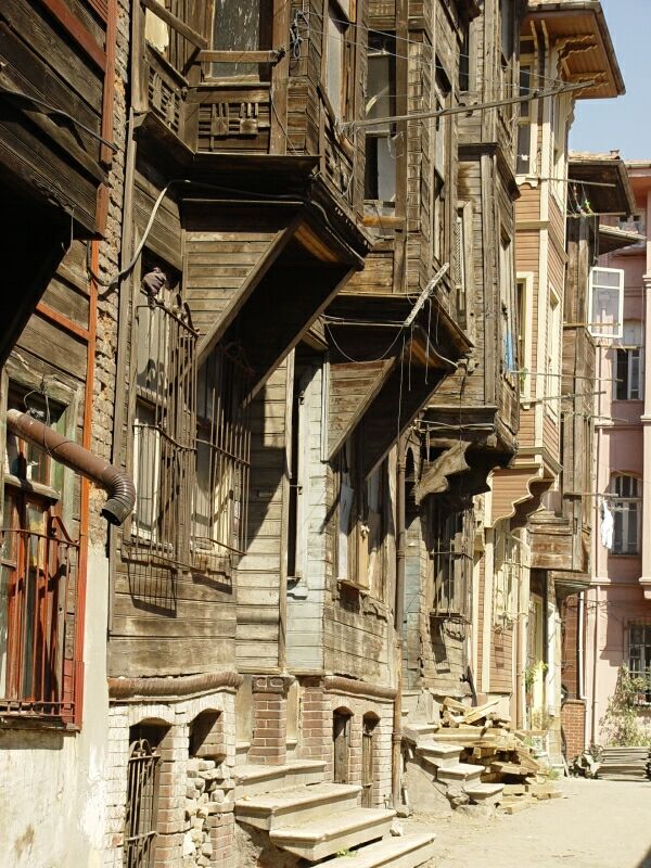 Istanbul walk near Süleyman Mosque