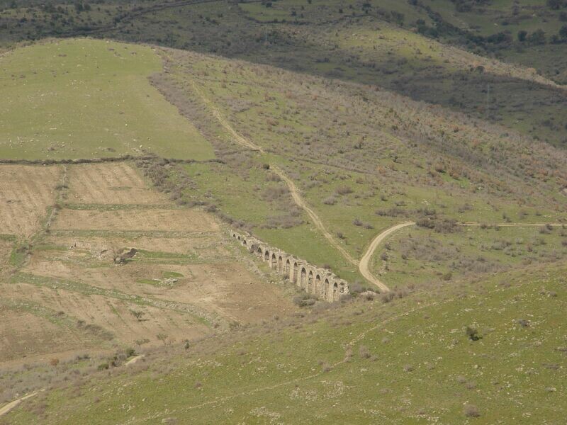 Bergama Pergamon Aqueduct