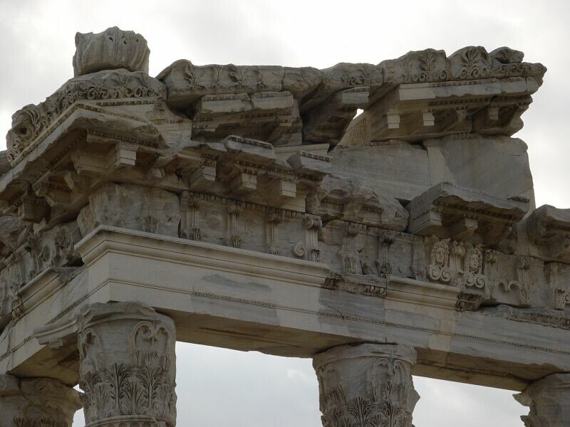 Bergama Pergamon Trajan temple