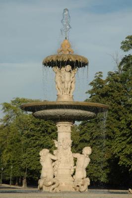 Fountain in Madrid Park