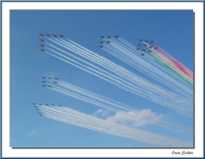 Fly-by of 5 Formations