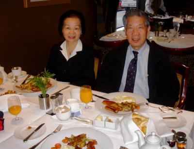 We fortified ourselves with a traditional American breakfast at our hotel before venturing out to the suburbs for dim sum