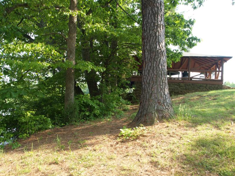 Shelter on the lake