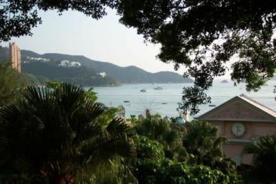 u44/ghislain3/medium/28372927.HKIslandRepulseBay81002.jpg