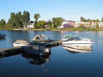 Boat in Chateauguay lake