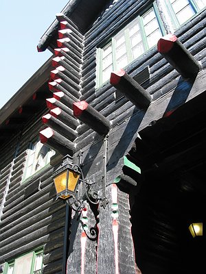 Montebello Chateau-Wood building, Quebec