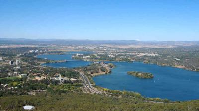 u44/johnfr/medium/28439955.CanberraIMG_3636.jpg