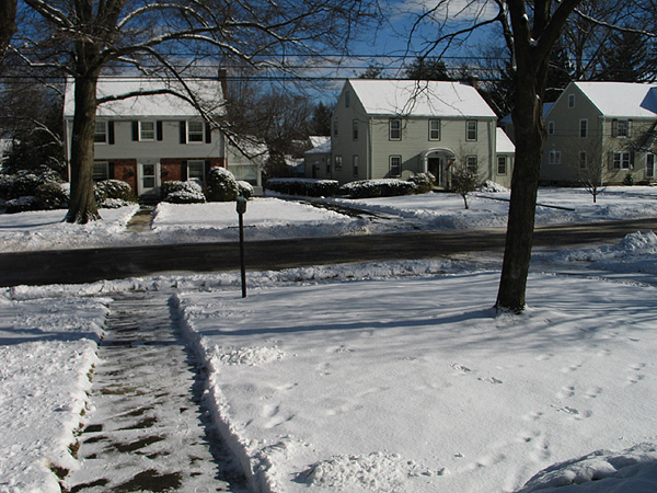 house_winter04.jpg