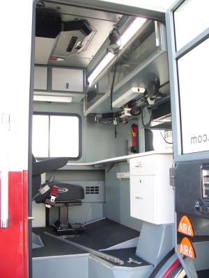 Air 6 - Command desk