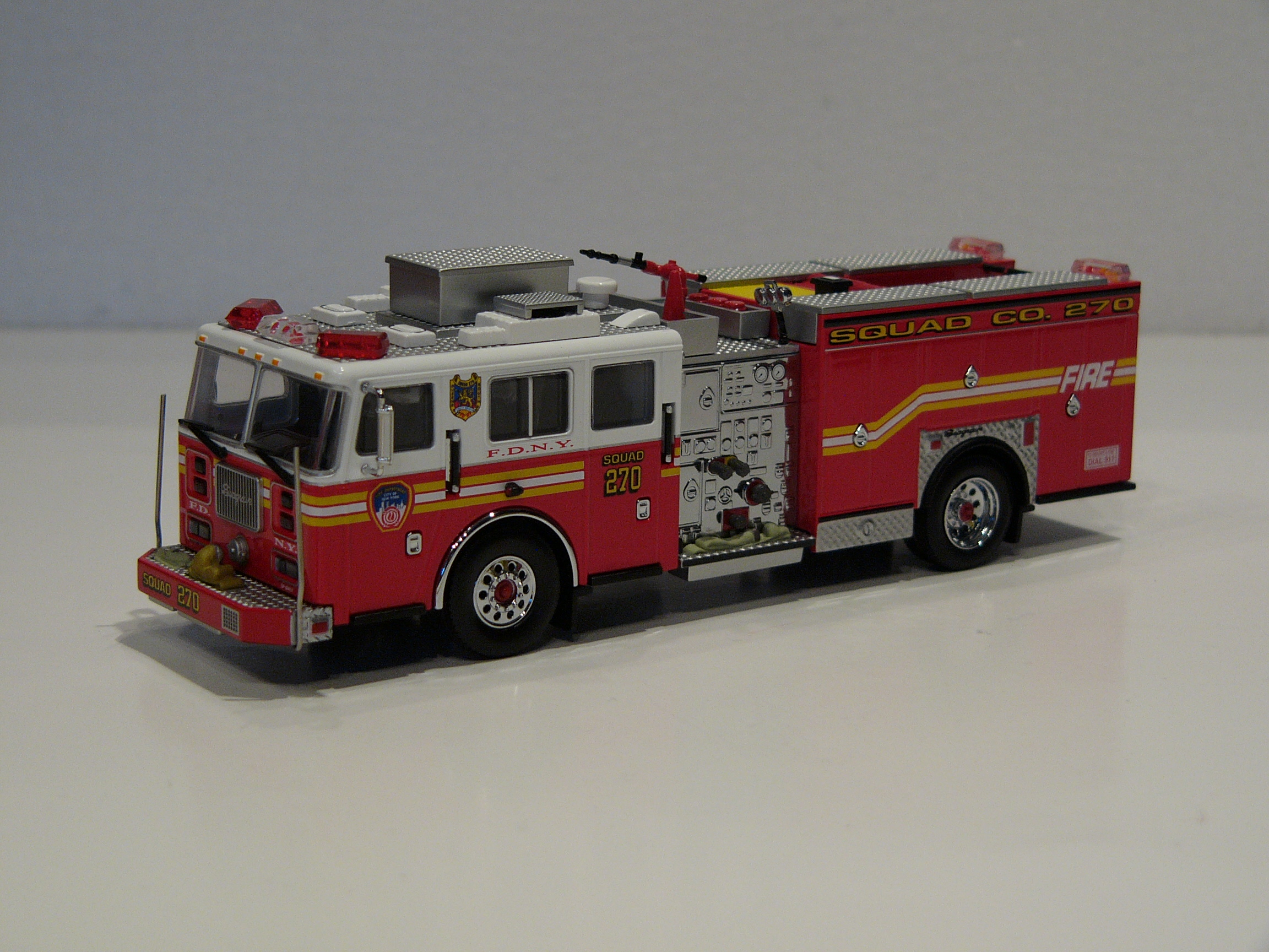 Code3 FDNY Seagrave Squad #270