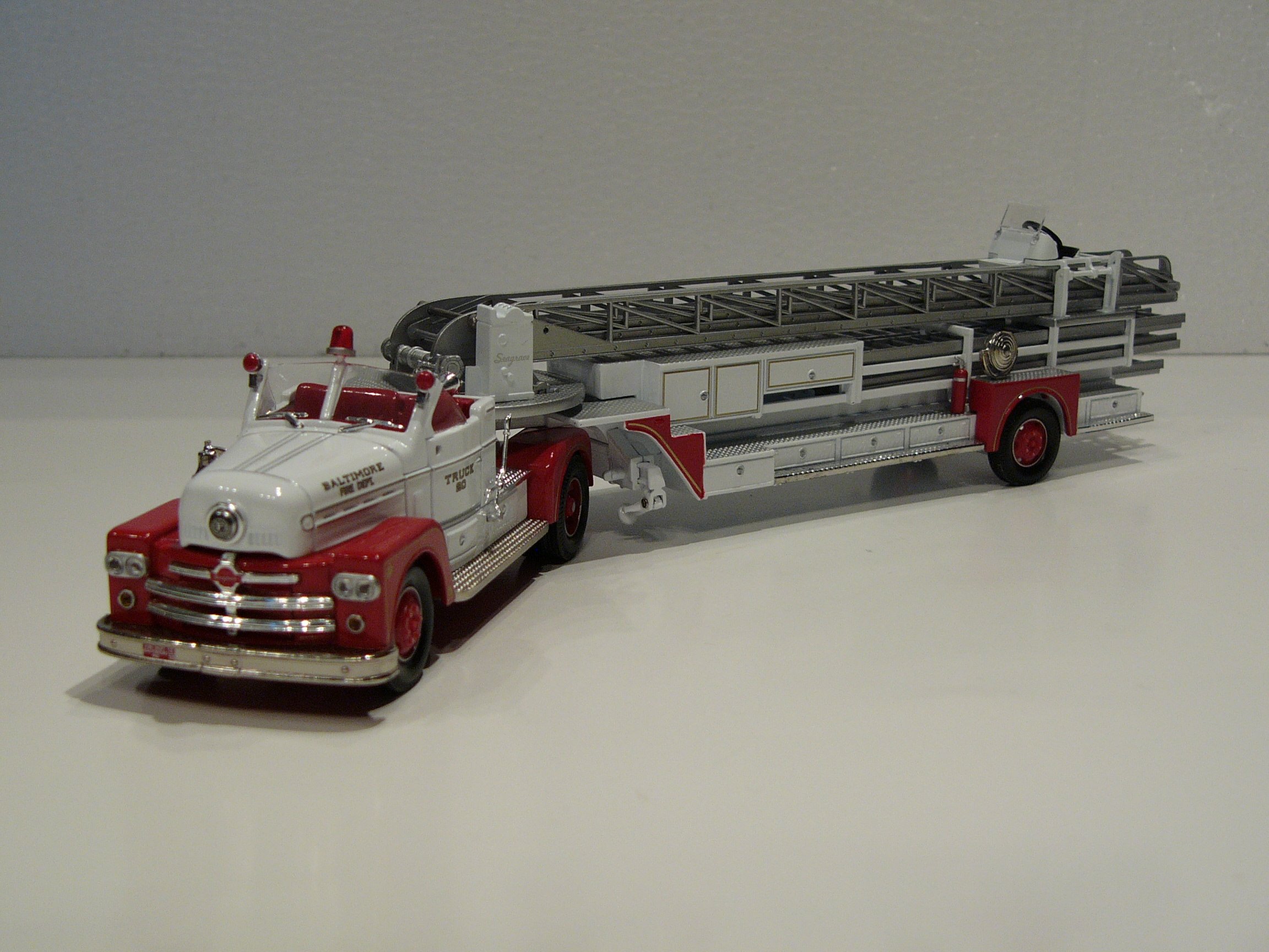 Corgi Baltimore Truck 20 Seagrave Tiller