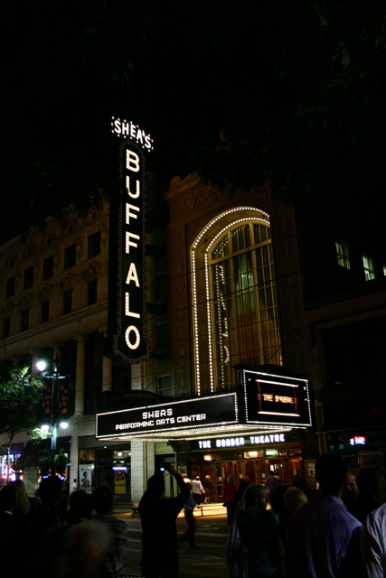 Sheas Buffalo Theater