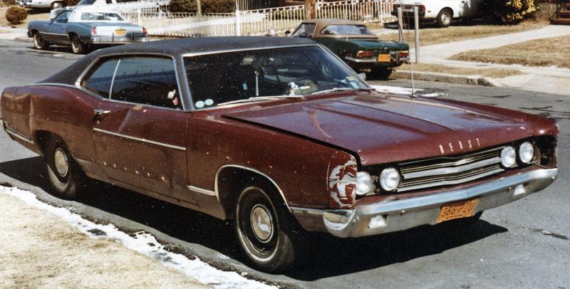 1969 Ford Galaxy 500 Front.jpg