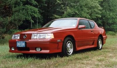 1988 Cougar XR7 Front Left.jpg