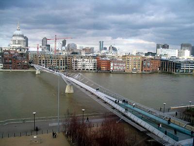 Milennium Bridge