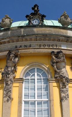 u44/lkf/medium/28772247.Upload004SanssouciPalace.jpg