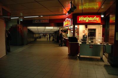 002 Brussels Central Station.jpg