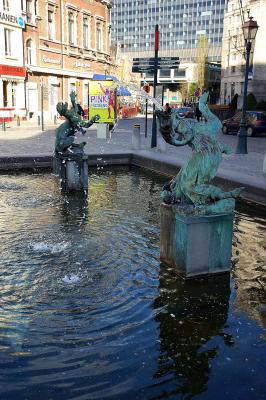143 the ponds on the fishmarket place.jpg