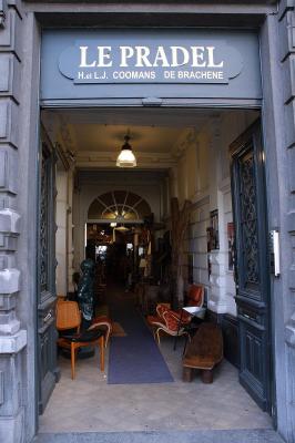 211 Entrance to a shop.jpg
