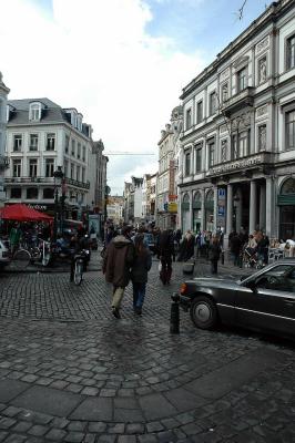 027 Rue du Marche Aux Herbes.jpg
