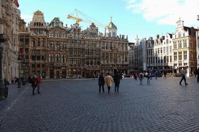 073 Grand Place North.jpg