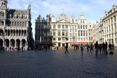 075 Grand Place West.jpg