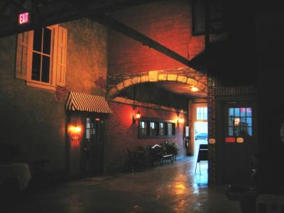 Night  Alleyway @ Main Street Station
