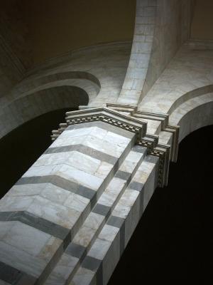 Pisa-Romanesque column