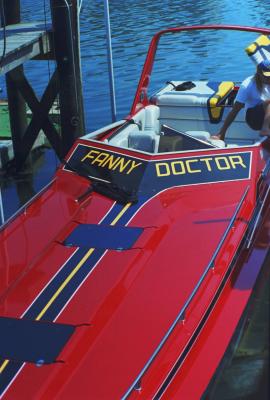 I was supposed to be down at the Jersey shore working on custom rugs for this boat - but I went to meet Michael and Crackers instead. Well Lowell, now you know where I was that day.