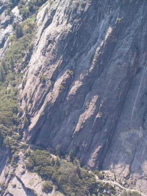 Yosemite Falls winding trail along side of the mountain (IMG_1485.JPG)