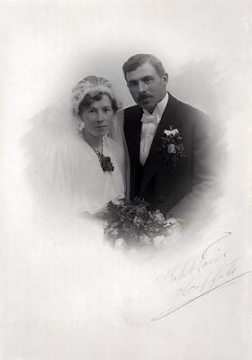 u44/mizoleila/medium/28751881.Swedes002a.jpg
