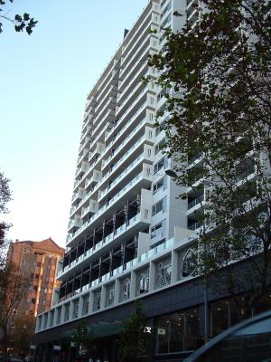 'Ikon' Apartments Macleay Street Potts Point 2004