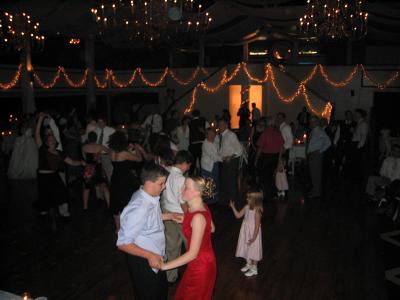 u44/nbaumgartner/medium/34381038.Dancing.jpg