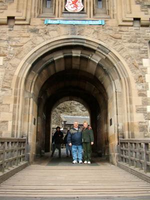 Rolly and Sue at the Gate