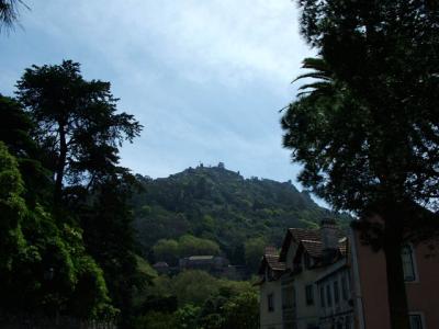A look at the Castelo dos Mouros from the city
